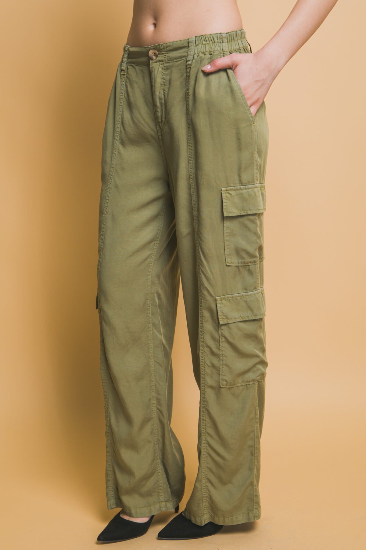 Full-length Tencel Pants With Cargo Pockets - Image 3