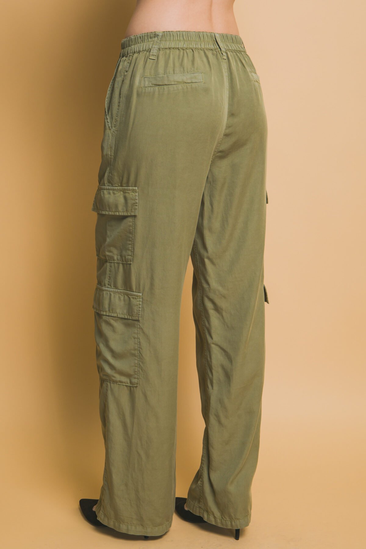 Full-length Tencel Pants With Cargo Pockets - Image 5