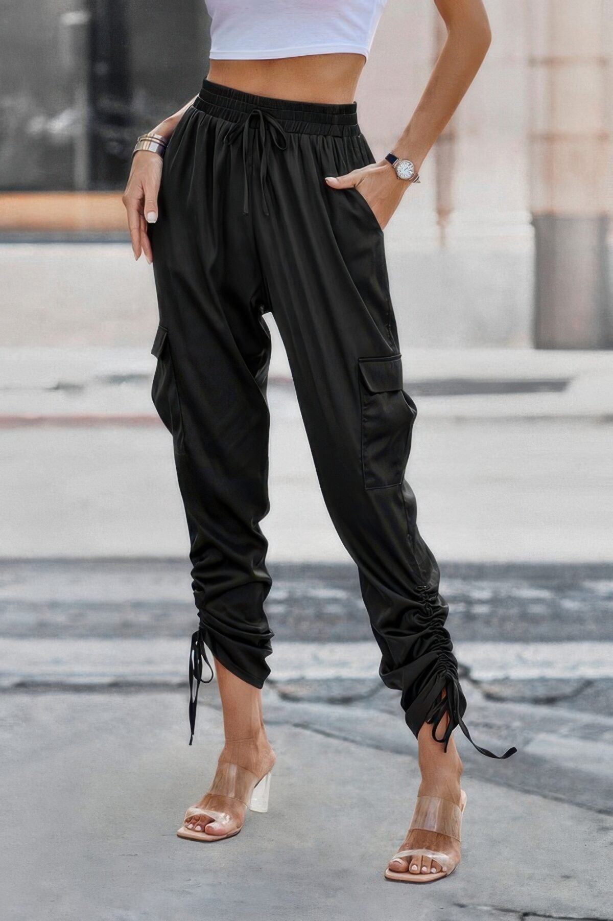 Solid Drawstring Hem Flap Pocket Side Stacked Pant - Image 5