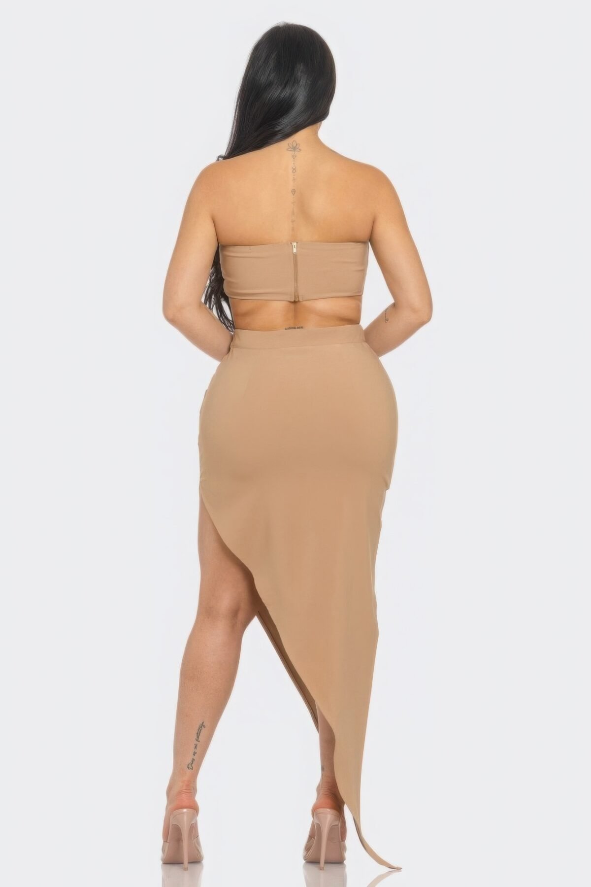 Front Eyelet Buckle Belt Top And Skirt Set - Image 5