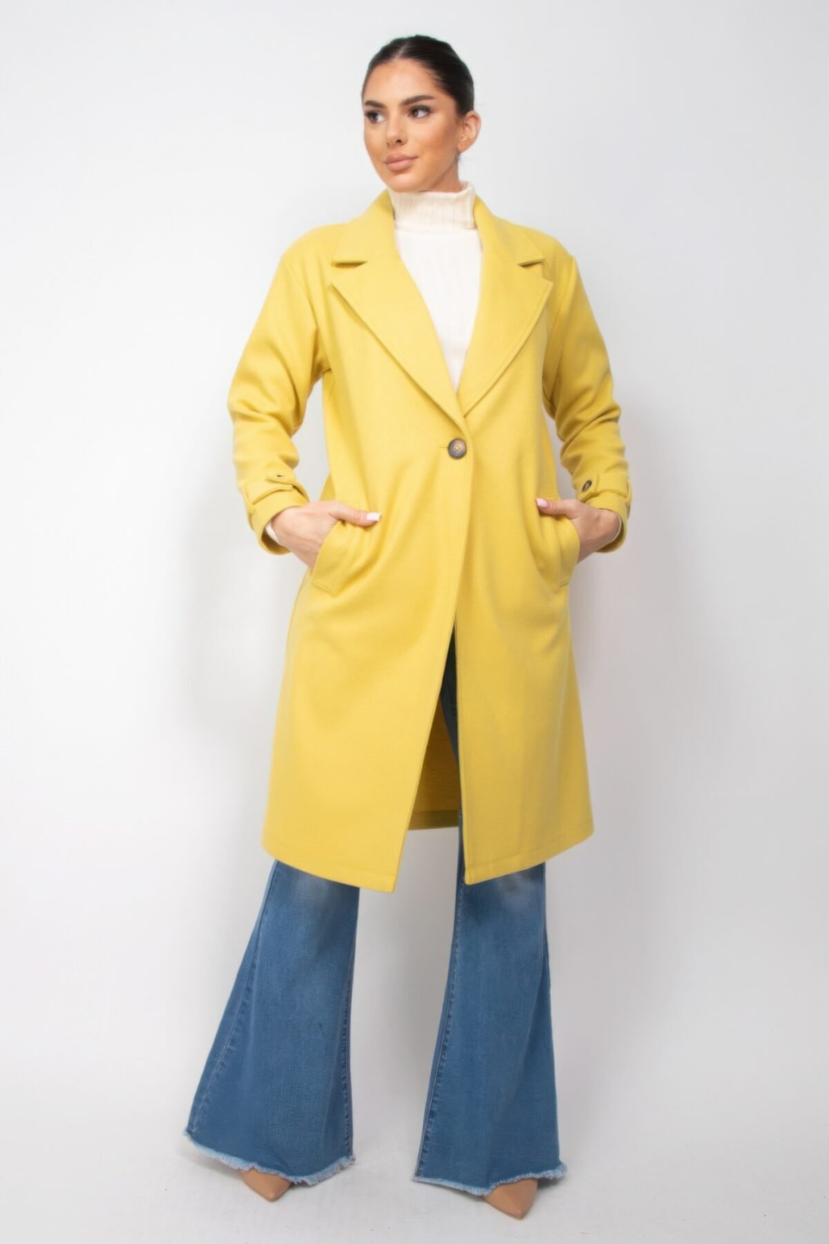 Collar pocketed coat - Image 2