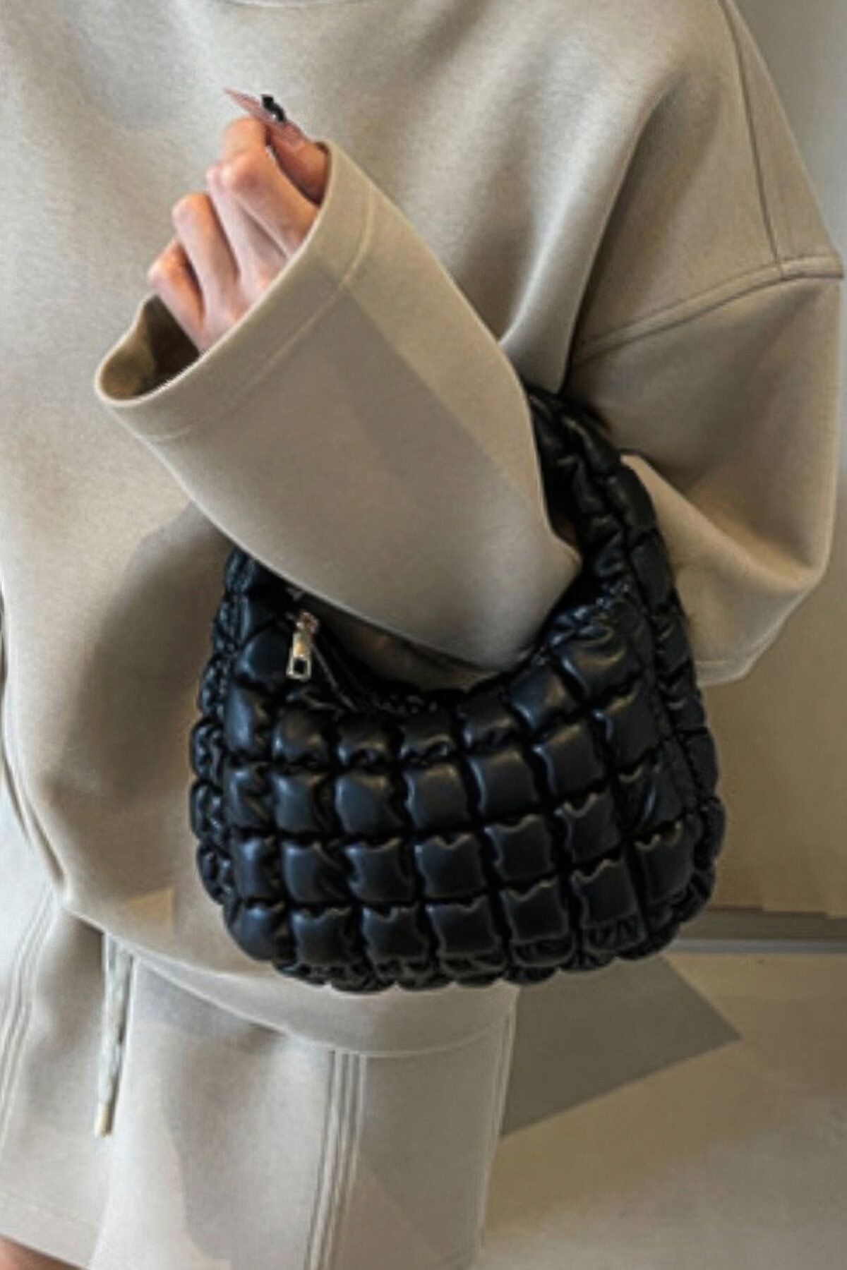 Quilted Faux Leather Padded Handle Bag - Image 2