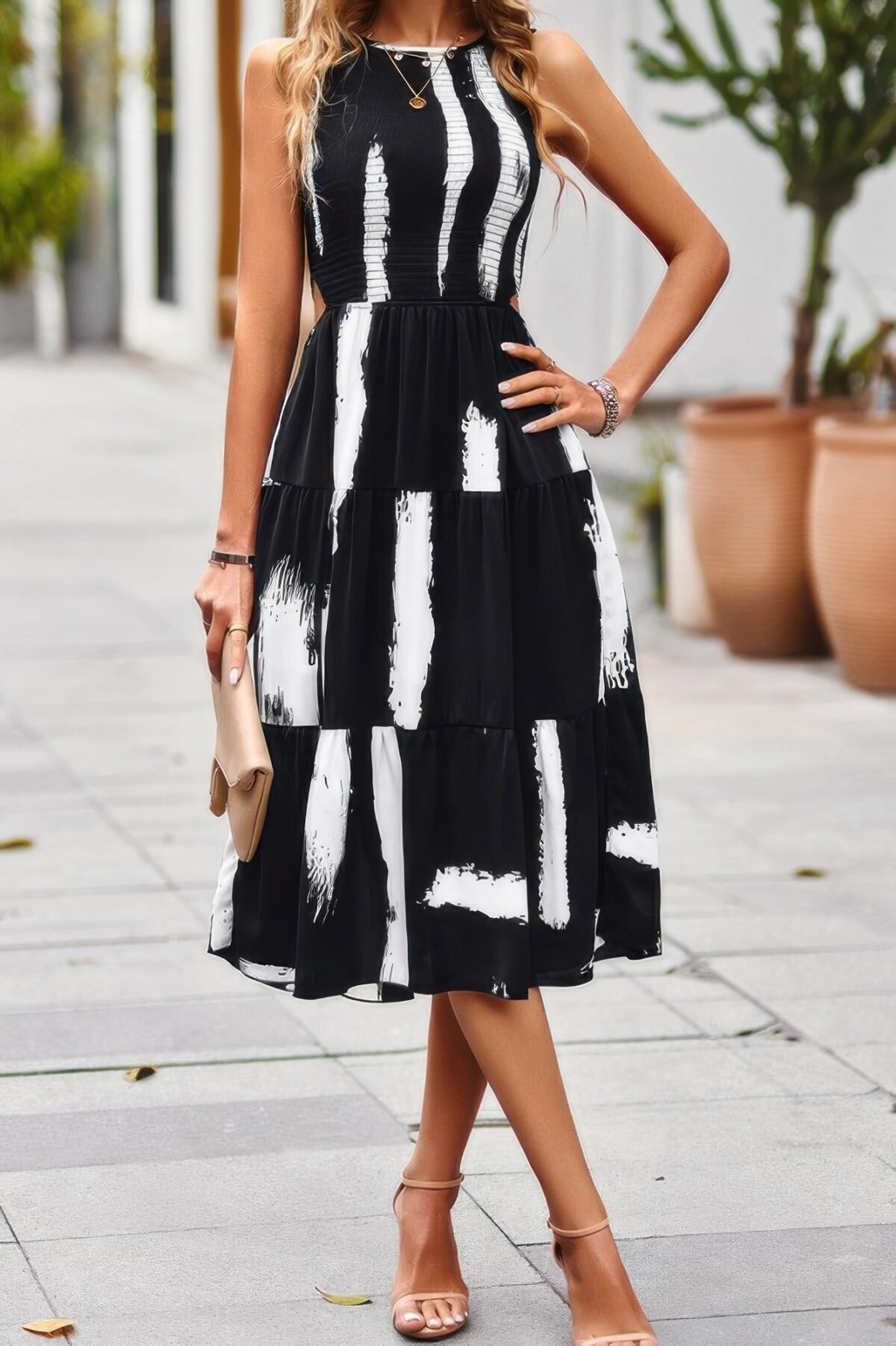 Floral Print Pocket Sleeveless Smocked Split Dress - Image 9
